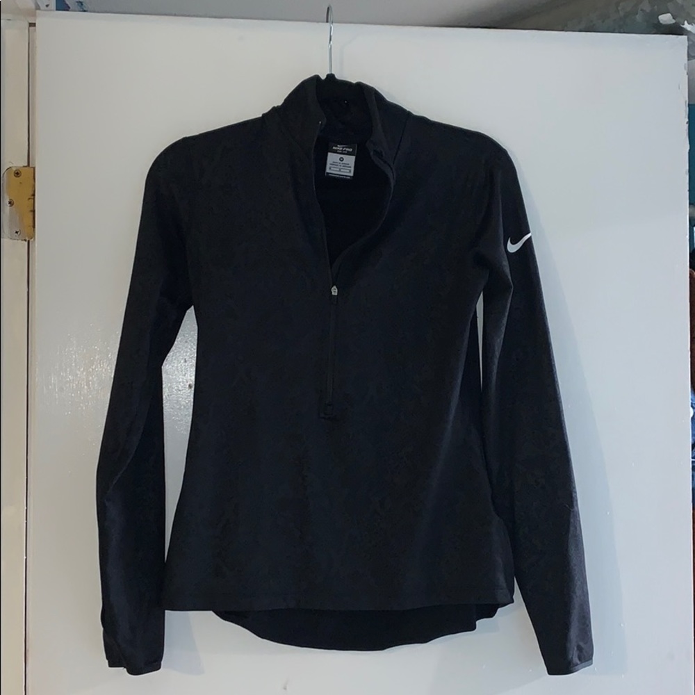 Nike quarter zip long sleeve